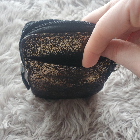 Metallic Copper Gold Shimmer Distress Black Zip Wallet - Picture 4 of 7